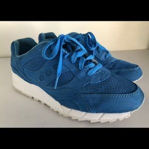 Mens Saucony 6000 Blue Suede Running Shoes